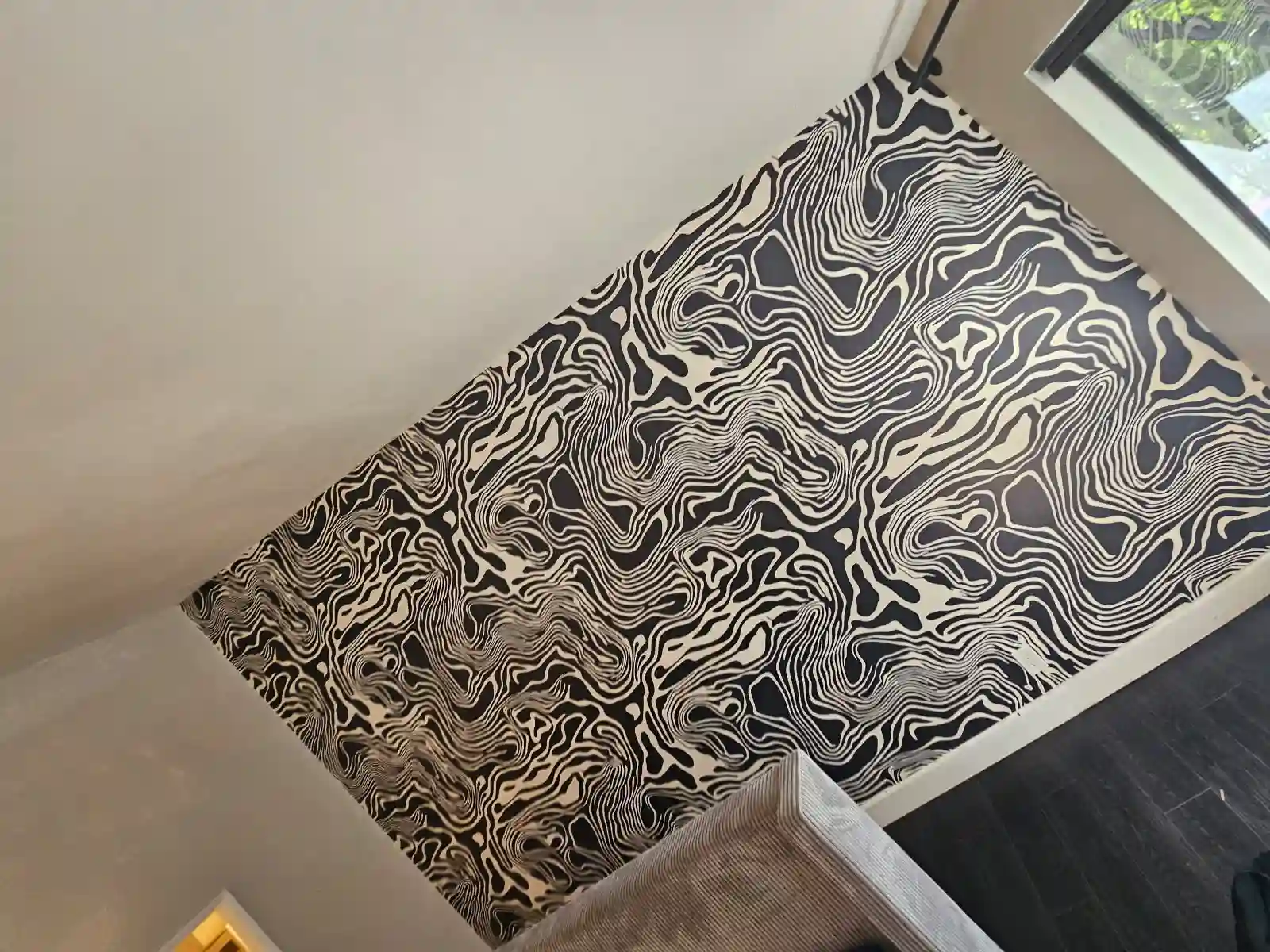 Murphy Wallpaper Installer completed wallpaper installation project in a residential interior in Lakewood, Dallas