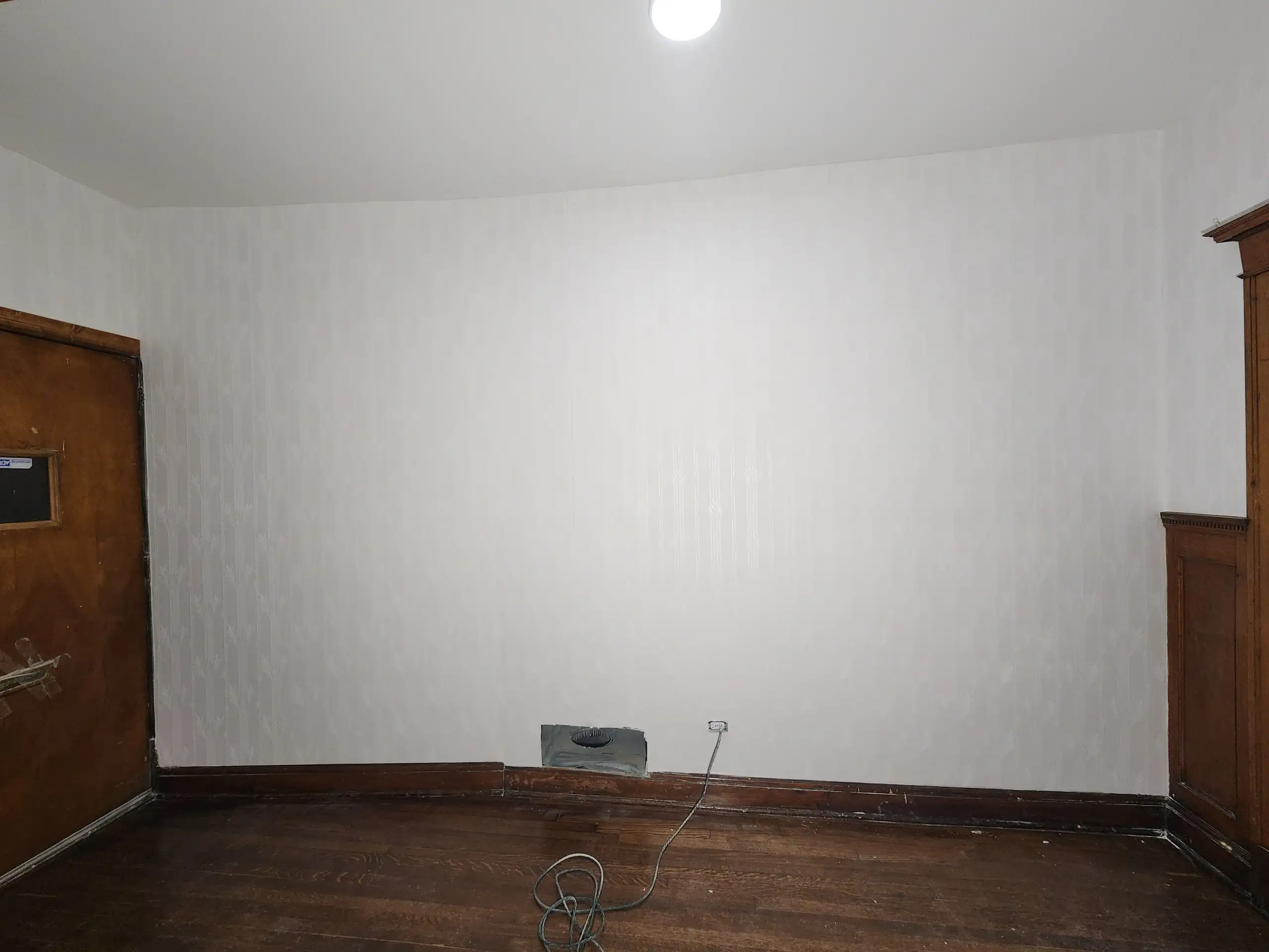 Murphy Wallpaper Installer commercial wallpaper and wallcovering installation in Knox-Henderson, Dallas